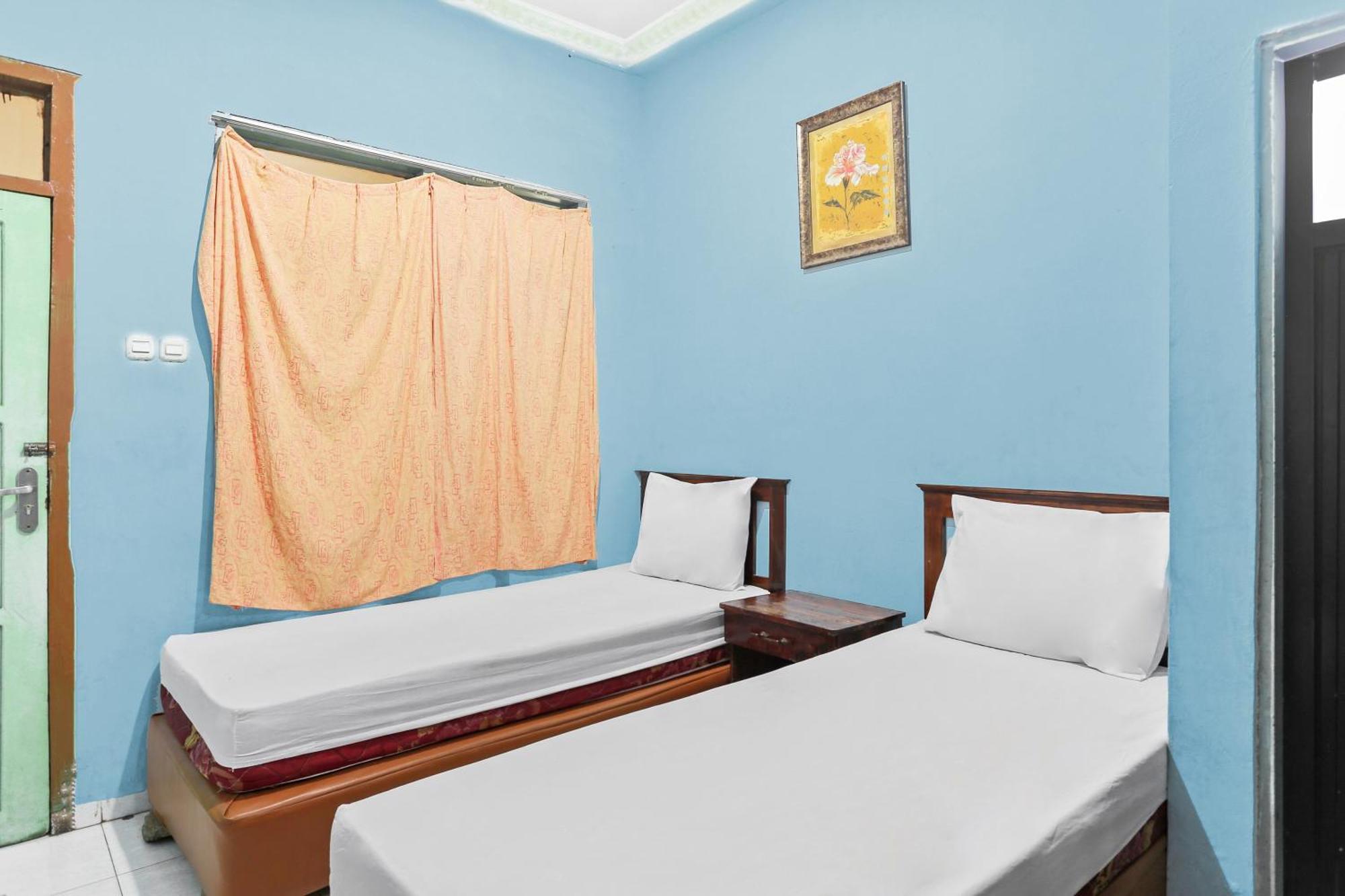 Oyo 93046 Hotel Fortuna Parepare المظهر الخارجي الصورة